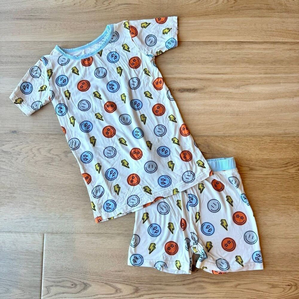 Little One Shop Bamboo Smiley Lightning Bolt Short Sleeve Pajama Shorts Set 5T